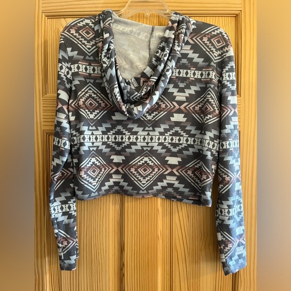 Wallflower Southwestern Blue Pink and Purple Hoodie Size Large - Picture 4 of 7